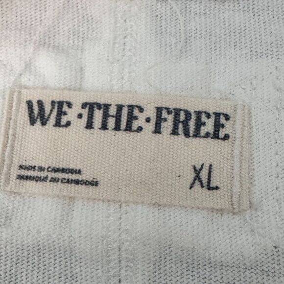 Free People White Oversized Slouchy Tee XL Distressed Raw Hem Boho Casual - Picture 11 of 13